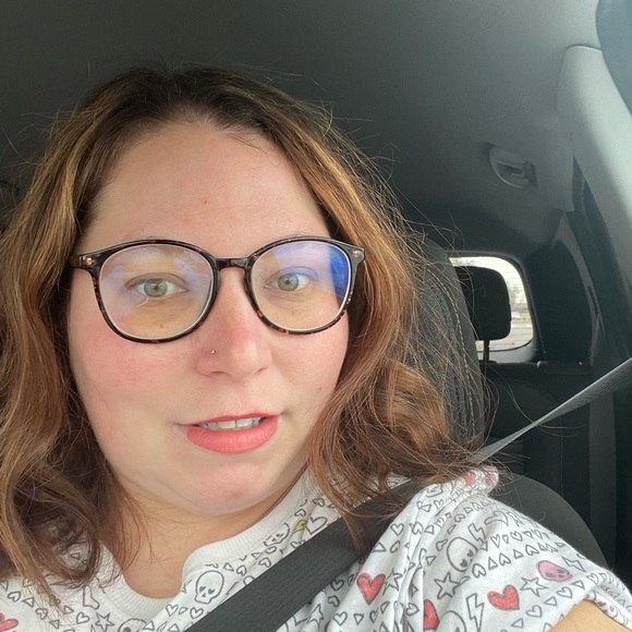 Meet your Posher, Mandy - Picture 1 of 1